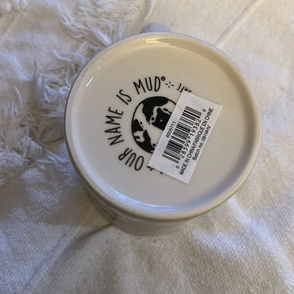White & Black ‘Yas’ Queen Cleopatra Mug